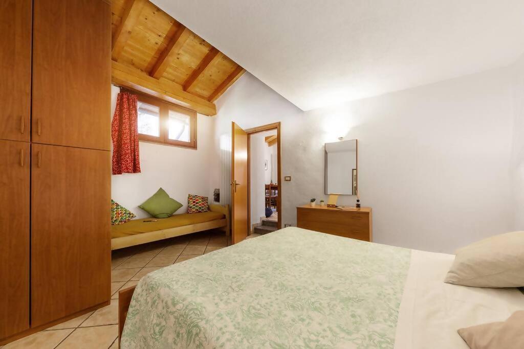 Dimora Gilles Aosta Valley Бард Стая снимка
